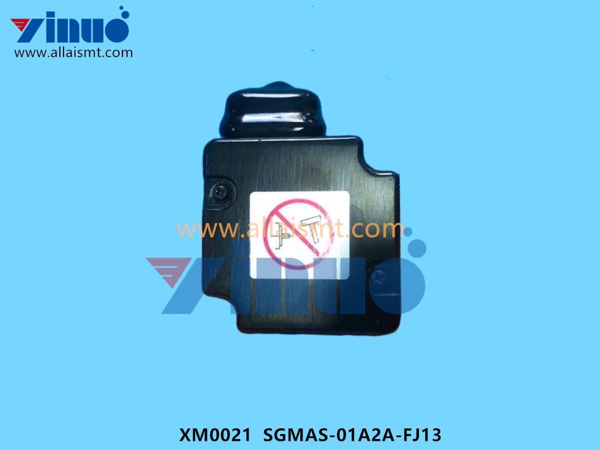 XM0021 SGMAS-01A2A-FJ13 SERVO MOTOR (3) XM0021 SGMAS-01A2A-FJ13 SERVO MOTOR