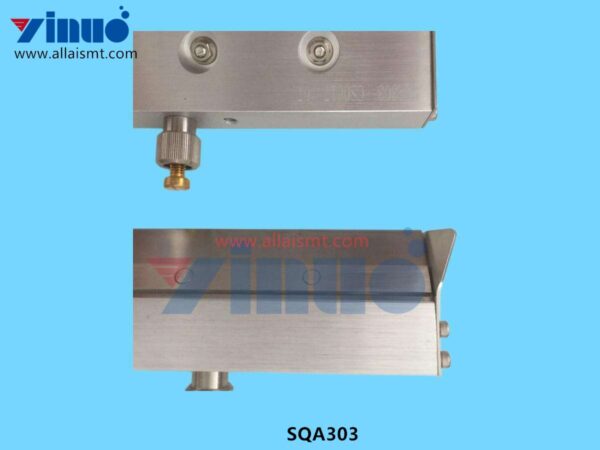 SQA303 DEK 300MM Metal Clamped Squeegee 60 Degree