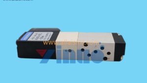 KV8-M7162-10X A040-4E1-56W Solenoid Valve