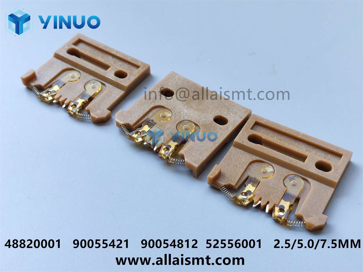 48820001 90055421 90054812 52556001 Carrier Clip Assembly, small Triple Span (4) 48820001 90055421 90054812 52556001 Carrier Clip Assembly, small Triple Span