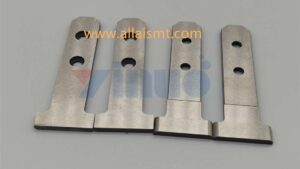 PN 47844903 GUIDE, CHAIN CLIP