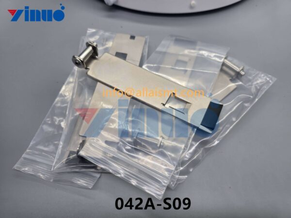 Universal 042A-S09 16MM TAPE WINDOW